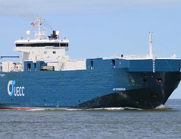 AUTOPREMIER - 127m [IMO:9131943] Autotransporter (Vehicles Carrier) Aufnahme: 2015-07-15 Baujahr: 1997 | DWT: 11591t | Breite: 18m | Ladekapazität: 1220 CEU