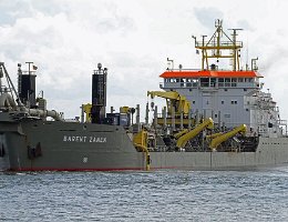 BARENT ZANEN - 136m [IMO:8315504] Baggerschiff (Dredger) Aufnahme: 2014-08-05 Baujahr: 1985 | DWT: 14355t | Breite: 23m | Tiefgang: 10m Baggerkapazität: 7500 m³ | max. Baggertiefe:...