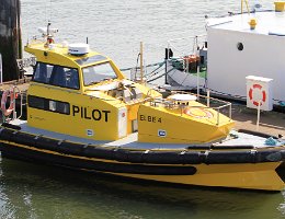 ELBE 4 PILOT [KEINE IMO-NUMMER] Pilot Aufnahme: 2015-07-14