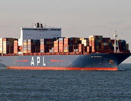 APL SAVANNAH - 328m [IMO:9597513] Containerschiff (Container ship) Aufnahme: 2019-10-30 Baujahr: 2013 | DWT: 115026t | Breite: 45m | Tiefgang: 13m | Ladekapazität: 9326 TEU...
