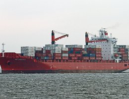 CAP DOUKATO - 257m (ex) [IMO:9227285] Containerschiff (Container ship) Neuer Name: XIN FENG YANG ZI JIANG Aufnahme: 2014-12-27 Baujahr: 2002 | DWT: 51059t | Breite: 32m | Tiefgang:...