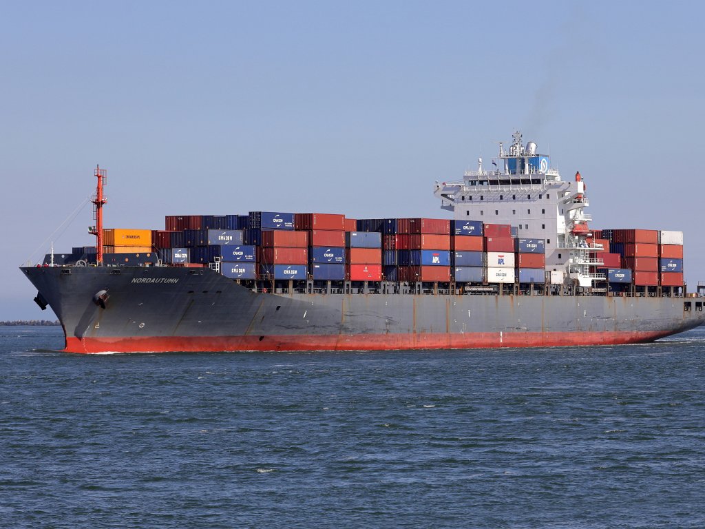 Groß-Containerschiffe - andere