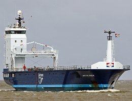 ARCTIC ROCK - 92m [IMO:9650901] Frachtschiff (General Cargo) Aufnahme: 2017-04-13 Baujahr: 2014 | DWT: 3285t | Breite: 14m | Tiefgang: max. 5,00m Maschinenleistung: 1200 KW |...