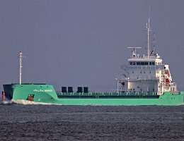 ARKLOW BREEZE - 120m [IMO:9638812] Frachtschiff (General Cargo) Aufnahme: 2015-10-04 Baujahr: 2015 | DWT: 8400t | Breite: 14,99m | Tiefgang: max. 7,19m Maschinenleistung: 2660 KW |...