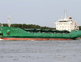 ARKLOW MUSE - 136m [IMO:9509487] Frachtschiff (General Cargo) Aufnahme: 2015-07-04 Baujahr: 2013 | DWT: 14000t | Breite: 21,30m | Tiefgang: max. 8,89m Maschinenleistung: 5400 KW |...