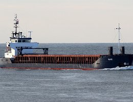 KAIE - 88m [IMO:8906298] Frachtschiff (General Cargo) Aufnahme: 2018-02-07 Baujahr: 1990 | DWT: 4161t | Breite: 13,21m | Tiefgang: 5,45m Maschinenleistung: 1459 KW |...