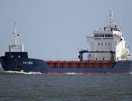 KATRIN - 99m [IMO:9155987] Frachtschiff (General Cargo) Aufnahme: 2016-03-22 Baujahr: 1996 | DWT: 4750t | Breite: 13,80m | Tiefgang: 7,40m Maschinenleistung: 2337 KW