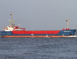 RMS RUHRORT - 83m (ex) [IMO:9075357] Frachtschiff (General Cargo) Neuer Name: RMS CARELIE Aufnahme: 2013-12-29 Baujahr: 1993 | DWT: 2503t | Breite: 11,10m | Tiefgang: 4,46m...