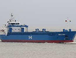 PAULA ANNA - 107m (ex) [IMO:9507142] Frachtschiff (General Cargo) Aufnahme: 2015-12-27 Neuer Name: GROSSE FREIHEIT Baujahr: 2012 | DWT: 5465t | Breite: 16m | Tiefgang: 5,25m...