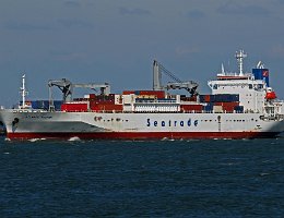 ATLANTIC REEFER - 176m [IMO:9179256] Kühlschiff (Reefer) Aufnahme: 2016-07-15 Baujahr: 1998 | DWT: 17100t | Breite: 22,60m | Tiefgang: 9,72m Maschinenleistung: 11003 KW |...