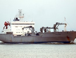 CRYSTAL REEFER - 150m (ex) (+) [IMO:9017276] Kühlschiff (Reefer) Neuer Name: TAGANROGSKIY ZALIV Aufnahme: 2016-01-01 (+) (verschrottet/scrapped) Baujahr: 1993 | DWT: 10582t | Breite: 22,60m |...