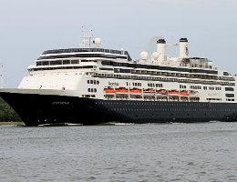 ROTTERDAM - 238m (ex) [IMO:9122552] Kreuzfahrtschiff (Cruise Ship) Aufnahme: 2015-07-04 Neuer Name: BOREALIS Baujahr: 1996 | DWT: 6354t | Breite: 32m | Tiefgang: max. 8,0m |...