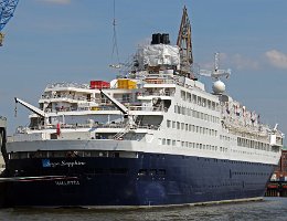 SAGA SAPPHIRE - 200m (ex) [IMO:7822457] Kreuzfahrtschiff (Cruise Ship) Aufnahme: 2016-05-06 Neuer Name: BLUE SAPPHIRE Baujahr: 1981 | DWT: 5168t | Breite: 28,5m | Tiefgang: max. 8,5m |...