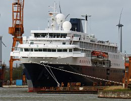 MINERVA - 134m [IMO:9144196] Kreuzfahrtschiff (Cruise Ship) Aufnahme: 2017-04-13 Baujahr: 1989 | DWT: 1962t | Breite: 20m | Tiefgang: max. 58,82m | Passagiere: 350...