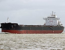 AIANTES - 229m [IMO:9729879] Massengutfrachter (Bulk Carrier) Aufnahme: 2017-04-13 Baujahr: 2016 | DWT: 81111t | Breite: 32m Geschwindigkeit: 14,5 kn
