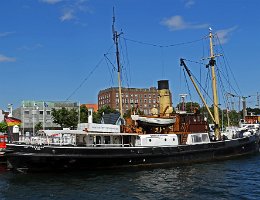 BUSSARD - 40m Museumsschiff Aufnahme: 2016-08-07 Baujahr: 1906 | Breite: 8,10m | Tiefgang: max. 3,30m Maschinenleistung: 397 KW | Geschwindigkeit: 12,0 kn Bauwerft: Meyer...