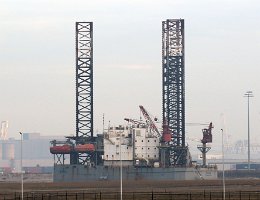 BOLGA - 62m [IMO:8752740] Plattform Aufnahme: 2018-11-23 Baujahr: 1975 | Breite: 51m
