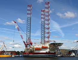 CROSSWAYY EAGLE - 65m [IMO:9719630] Plattform Aufnahme: 2016-07-06 Baujahr: 2015 | Breite: 62,00m | Tiefgang: 4,5m Maschinenleistung: 6120 KW