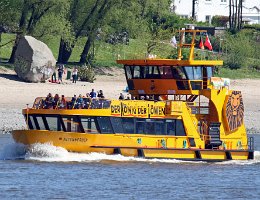 ALTENWERDER - 30m [KEINE IMO-NUMMER] Passagierschiff Aufnahme: 2016-05-05 Baujahr: 1997 | Breite: 8,15m | Tiefgang: 1,7m Maschinenleistung: 662 KW | Geschwindigkeit: 12 kn...