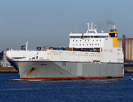 AMANDINE - 195m [IMO:9424871] Ro-Ro Schiff (Ro-Ro cargo) Aufnahme: 2017-05-26 Baujahr: 2011 | DWT: 13428t | Breite: 30m | Tiefgang: 7,40m Maschinenleistung: 10800 KW