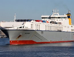 MAZARINE - 196m [IMO:9376696] Ro-Ro Schiff (Ro-Ro cargo) Neuaufnahme: 2020-05-30 (2016-04-28) Baujahr: 2009 | DWT: 14552t | Breite: 26m | Tiefgang: 7,40m Maschinenleistung:...