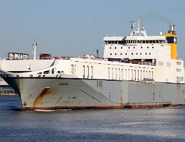 OPALINE - 195m [IMO:9424869] Ro-Ro Schiff (Ro-Ro cargo) Neuaufnahme: 2020-05-30 (2015-10-10) Baujahr: 2010 | DWT: 13439t | Breite: 31m | Tiefgang: 7,40m Maschinenleistung:...
