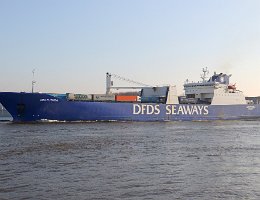 ARK FUTURA - 183m [IMO:9129598] Ro-Ro Schiff (Ro-Ro cargo) Aufnahme: 2016-02-17 Baujahr: 1996 | DWT: 13500t | Breite: 25m | Tiefgang: 7,35m Maschinenleistung: 11120 KW |...