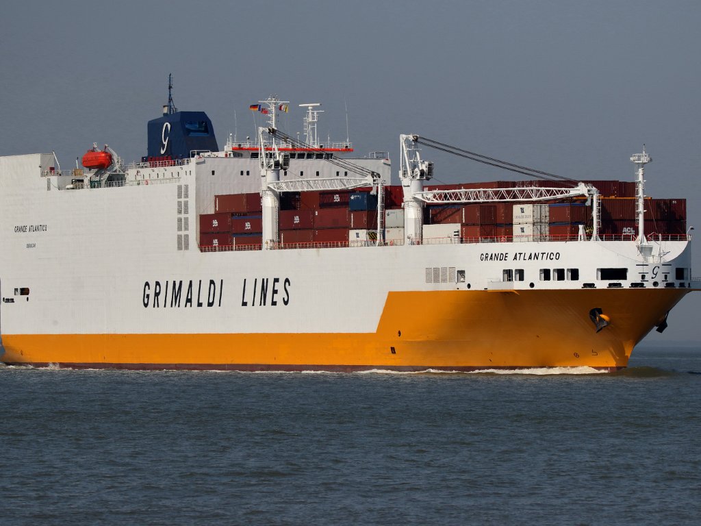 Ro-Ro - Grimaldi Lines