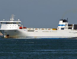 FINNMASTER - 155m [IMO:9132014] Ro-Ro Schiff (Ro-Ro cargo) Aufnahme: 2017-05-26 Baujahr: 1998 | DWT: 8853t | Breite: 22,74m laufende Spurmeter: 1775m Maschinenleistung: 15600 KW...