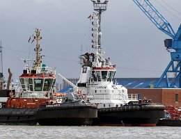 CORVIN - 33m [IMO:9280433] Schlepper (Tug) Aufnahme: 2019-03-17 Baujahr: 2003 | Bollard pull: 70t | Breite: 12m | Tiefgang: 5,40m Maschinenleistung: 4060 KW |...