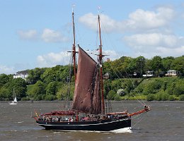 ATALANTA - 24m [KEINE IMO-NUMMER] Segelschiff (sailing ship) Zweimaster Neuaufnahme: 2019-05-12 (2016-05-05) Baujahr: 1901 | Breite: 6,32m | Tiefgang: max. 2,90m Segelfläche:...