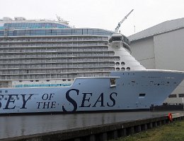 [Schiffe Spezial] ODYSSEY OF THE SEAS (4) Die Odyssey of the Seas am 2021-01-01 in Papenburg an der Meyer Werft