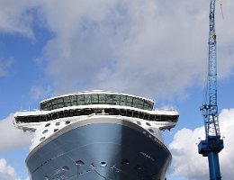 [Schiffe Spezial] SPECTRUM OF THE SEAS (1) Die Spectrum of the Seas am 17.03.2019 in Papenburg an der Meyer Werft