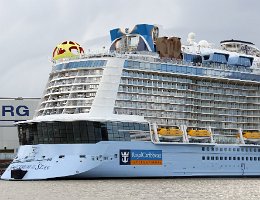 [Schiffe Spezial] SPECTRUM OF THE SEAS (6) Die Spectrum of the Seas am 17.03.2019 in Papenburg an der Meyer Werft
