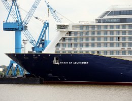 [Schiffe Spezial] Spirit of Aventure (4) Das Kreuzfahrtschiff SPIRIT OF ADVENTURE liegt am 01.08.2020 vor der Meyer Werft in Papenburg.