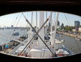 [auf der Brücke] CAP SAN DIEGO Auf der Brücke der CAP SAN DIEGO beim Hamburger Hafenfest
