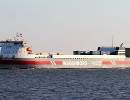 weiteres Foto: BALTICBORG - 153m (dA) [IMO:9267716] -doppelte Aufnahme Ro-Ro Schiff (Ro-Ro cargo) Aufnahme: 2014-12-28 Baujahr: 2004 | DWT: 9000t | Breite: 22m | Tiefgang: 7,10m Maschinenleistung:...