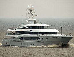 GLOBAL - 68m [IMO:1008700] Yacht Aufnahme: 2015-12-29 Baujahr: 2007 | Breite: 12,8m | Tiefgang: 3,6m
