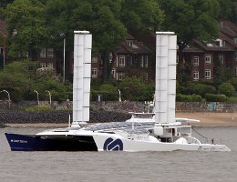 ENERGY OBSERVER - 30m [KEINE IMO-NUMMER] Katamaran (mit Brennstoffzellenantrieb) Aufnahme: 2019-05-10 Baujahr: 2017 | Breite: 12,80m
